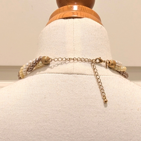 90s Three Strand Twist Faux Pearl Adjustable Length Choker Necklace - Picture 4 of 6